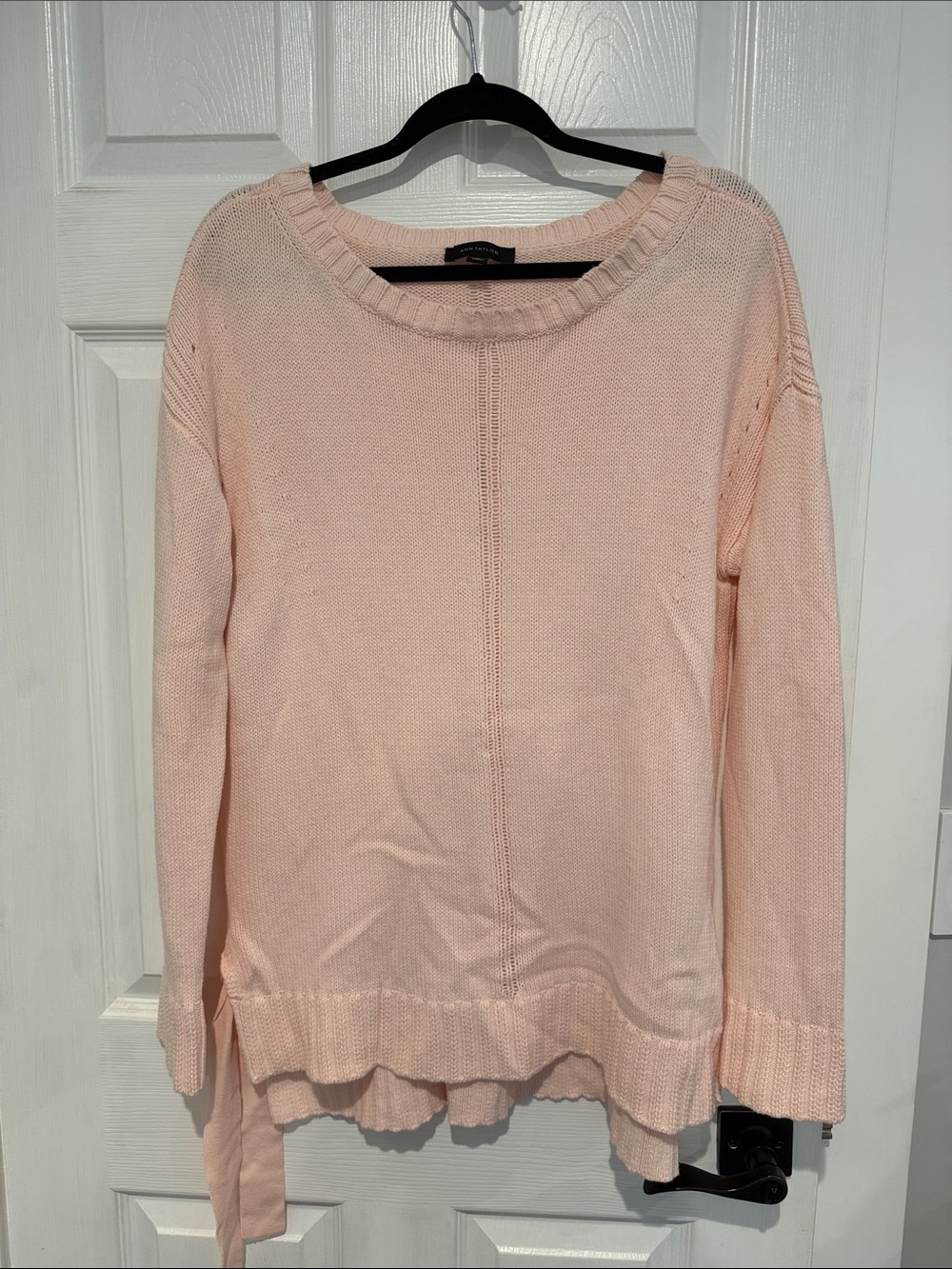 Women's Light Pink Knit Sweater medium